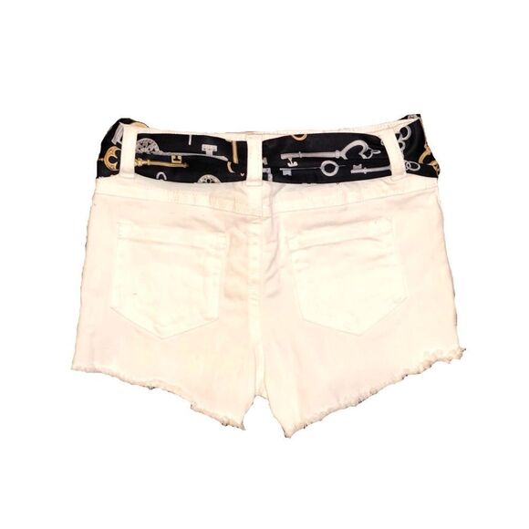 Toddler’s White Denim Shorts W/ Lock & Key Belt - Picture 2 of 4